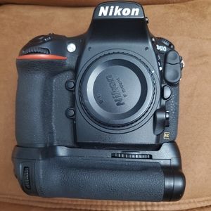 Nikon D810 DSLR Camera Body Only and Crane